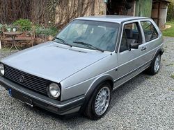 Silber Gebraucht 1984 VW Golf II Kleinwagen | 5.000 €