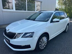 Weiß Gebraucht 2018 Skoda Octavia Ambition Kombi | 9.950 € (Guter Preis)