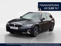 Sophistograu brillanteffekt me Gebraucht 2023 BMW 530 Luxury Line Kombi | 48.725 €