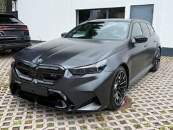 Grau Gebraucht 2025 BMW M5 Performance Limousine | 133.900 € (Superpreis)