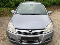 Grau Gebraucht 2007 Opel Astra Catch Me Kombi | 2.200 € (Guter Preis)