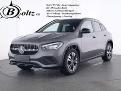 Grau Gebraucht 2023 Mercedes GLA250 Night SUV | 41.800 € (Fairer Preis)