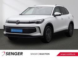 Pure white Gebraucht 2024 VW Tiguan Life SUV | 31.880 € (Fairer Preis)
