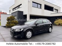 Mythosschwarz Gebraucht 2016 Audi A3 Ambiente Limousine | 12.950 € (Superpreis)