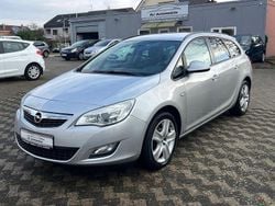 Silber Gebraucht 2012 Opel Astra Design Edition Kombi | 5.990 € (Fairer Preis)