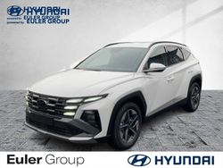 Weiss Gebraucht 2024 Hyundai Tucson Trend SUV | 33.290 € (Superpreis)