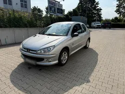 Silber Gebraucht 2006 Peugeot 206 Kleinwagen | 850 € (Guter Preis)