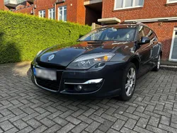 Grau Gebraucht 2011 Renault Laguna III Bose Edition Kombi | 2.000 € (Fairer Preis)