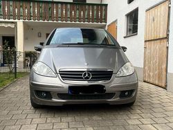 Grau Gebraucht 2007 Mercedes A170 Elegance Van / Kleinbus | 1.640 € (Guter Preis)