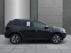 Perlmuttschwarz Neu 2024 Dacia Duster Extreme SUV | 25.790 € (Fairer Preis)
