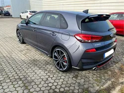 Grau Gebraucht 2018 Hyundai i30 N Performance Limousine | 20.800 € (Fairer Preis)