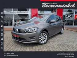 Grau Gebraucht 2015 VW Golf Sportsvan LOUNGE Van / Kleinbus | 14.250 € (Guter Preis)