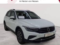 Pure white Gebraucht 2021 VW Tiguan Life SUV | 23.489 € (Superpreis)