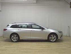 Silber Gebraucht 2021 Opel Insignia Business Kombi | 13.380 € (Superpreis)