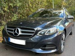 Gebraucht 2015 Mercedes E200 Avantgarde Limousine | 15.300 € (Fairer Preis)