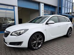 Weiß Gebraucht 2015 Opel Insignia Sport Kombi | 7.690 € (Fairer Preis)