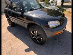 Schwarz Gebraucht 1994 Toyota RAV4 SUV | 2.300 €
