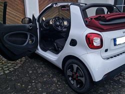 Weiß Gebraucht 2020 Smart ForTwo Electric Drive Cabrio | 11.850 € (Fairer Preis)