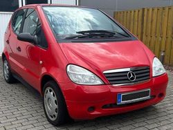 Rot Gebraucht 1998 Mercedes A140 Classic Van / Kleinbus | 1.430 € (Fairer Preis)