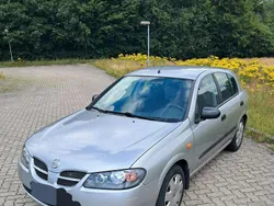 Grau Gebraucht 2004 Nissan Almera Limousine | 1.400 € (Fairer Preis)