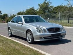 Silber Gebraucht 2004 Mercedes E270 Avantgarde Limousine | 4.600 € (Etwas zu teuer)