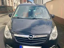 Schwarz Gebraucht 2010 Opel Agila Kleinwagen | 2.500 €