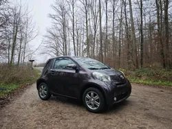 Andere außenfarben Gebraucht 2010 Toyota iQ Kleinwagen | 4.500 € (Fairer Preis)