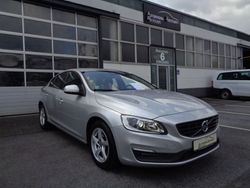 Silber Gebraucht 2015 Volvo S60 Limousine | 13.690 € (Fairer Preis)