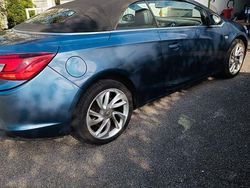 Blau Gebraucht 2014 Opel Cascada Edition Cabrio | 9.399 € (Fairer Preis)