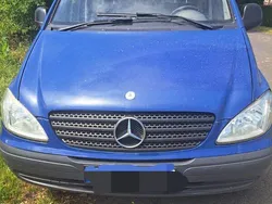 Blau Gebraucht 2007 Mercedes Vito Van / Kleinbus | 5.400 €