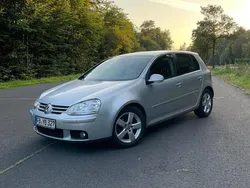 Silber Gebraucht 2008 VW Golf V Limousine | 2.700 € (Etwas zu teuer)