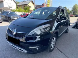 Schwarz Gebraucht 2015 Renault Scénic III XMOD Van / Kleinbus | 6.900 € (Guter Preis)