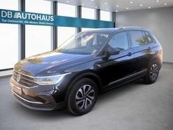 Schwarz Gebraucht 2023 VW Tiguan Active SUV | 21.930 € (Superpreis)
