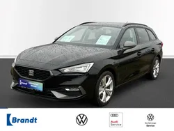 Midnight schwarz metallic (metallic) Gebraucht 2024 Seat Leon FR Kombi | 28.690 € (Guter Preis)