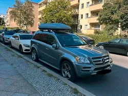Grau Gebraucht 2011 Mercedes GL350 AMG line SUV | 14.900 €