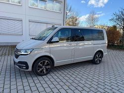 Grau Gebraucht 2021 VW Multivan Highline Van | 44.980 € (Fairer Preis)