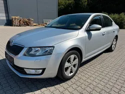 Grau Gebraucht 2014 Skoda Octavia Limousine | 7.300 € (Superpreis)