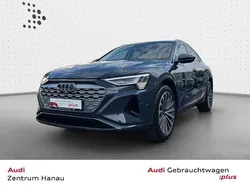 Plasmablau metallic Gebraucht 2024 Audi Q8 Sportback e-tron Advanced SUV | 76.329 € (Teuer)