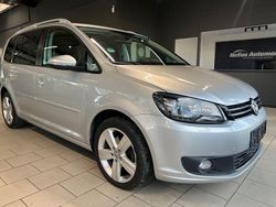 Silber Gebraucht 2015 VW Touran Cup Van / Kleinbus | 9.999 € (Superpreis)