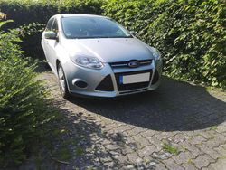 Silber Gebraucht 2014 Ford Focus Kombi | 6.500 € (Fairer Preis)