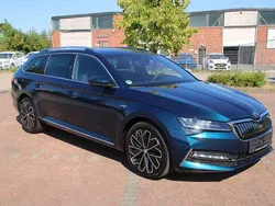 Blau Gebraucht 2021 Skoda Superb LAURIN & KLEMENT Kombi | 24.990 € (Guter Preis)