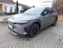 Silber Gebraucht 2022 Toyota bZ4X Comfort SUV | 44.900 €