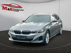 Grau Gebraucht 2023 BMW 318 Kombi | 22.990 € (Superpreis)