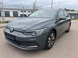Grau Gebraucht 2024 VW Golf VIII Move Kombi | 22.500 € (Superpreis)