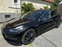Schwarz Gebraucht 2020 Tesla Model 3 Limousine | 25.500 € (Etwas zu teuer)