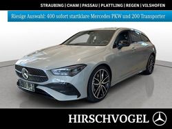Grau Gebraucht 2025 Mercedes CLA200 AMG line Limousine | 41.440 € (Teuer)