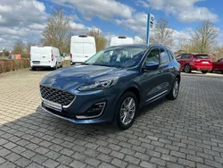 Chroma blau metallic Gebraucht 2024 Ford Kuga Vignale SUV | 31.450 € (Superpreis)