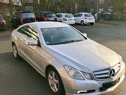 Grau Gebraucht 2010 Mercedes E250 Coupé | 14.300 € (Etwas zu teuer)