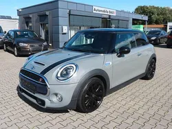 Grau Gebraucht 2017 Mini Cooper S Kleinwagen | 14.990 € (Fairer Preis)
