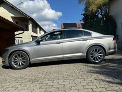 Silber Gebraucht 2015 VW Passat Highline Limousine | 17.000 € (Etwas zu teuer)